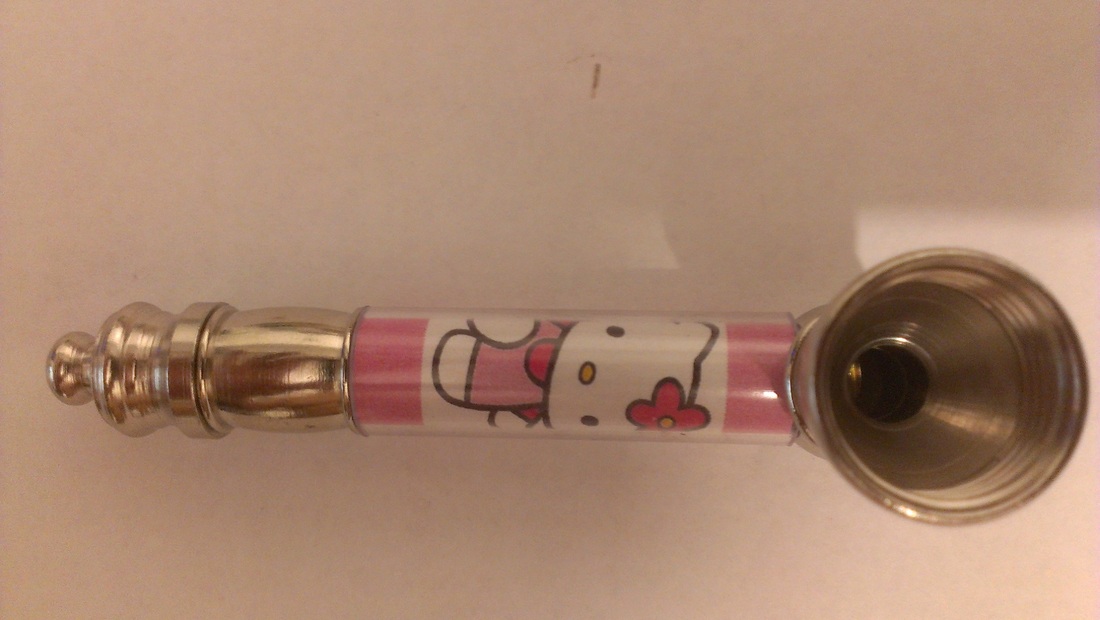 3″ Metal Pipe – Hello Kitty
