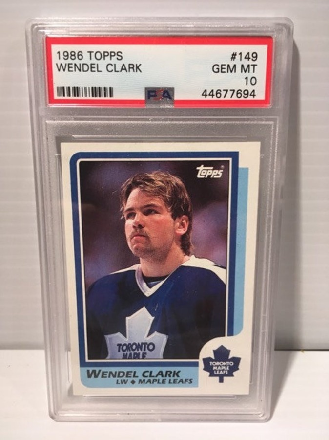 1986 Topps #149 Wendel Clark RC Maple Leafs PSA 10
