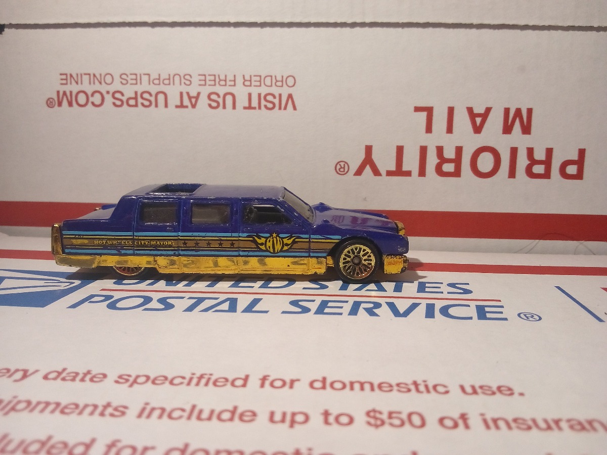 Hot Wheels Vintage 1990 - Blue Limousine City Mayor